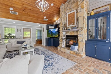 Living Room2