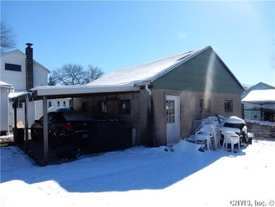 Garage.