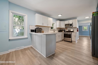 27 Exeter St, Browns Mills, NJ 08015 - photo 5