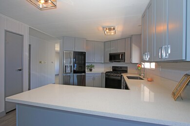 030 KITCHEN
