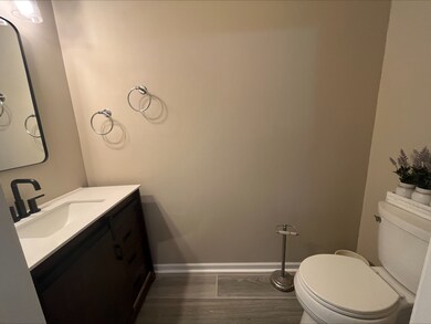 906 Prospect Ct unit 2203, Naperville, IL 60540 - photo 3