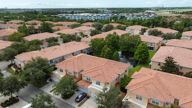 277 Valencia Cir, Saint Petersburg, FL 33716 - photo 5