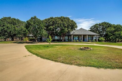 4421 Halo Ct, Granbury, TX 76049 - photo 4
