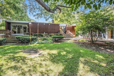 2427 Londonderry Rd, Ann Arbor, MI 48104 - photo 5