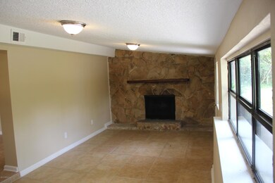 2210 Betsy Dr, Jacksonville, FL 32210 - photo 5