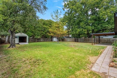 707 Cedar St, Bonham, TX 75418 - photo 3