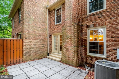 2540 S Walter Reed Dr unit 4, Arlington, VA 22206 - photo 5