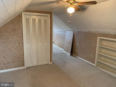 117 S 3rd St, Bally, PA 19503 - photo 6