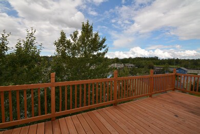 Wonderful Back Deck!