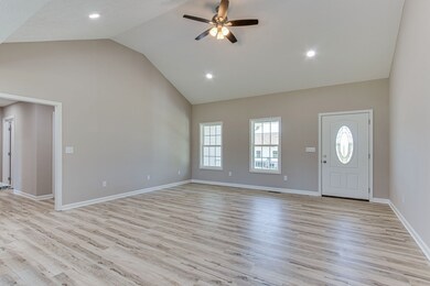 120 Ewell St, Manchester, TN 37355 - photo 4