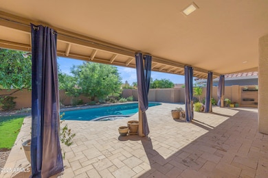 5903 E Paradise Lane-47