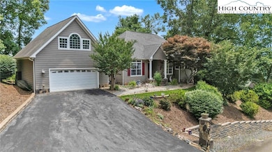 127 Deerfield, West Jefferson, NC 28694 - photo 2