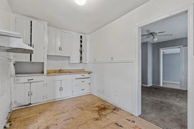 408 N Walnut St, Cleburne, TX 76033 - photo 7