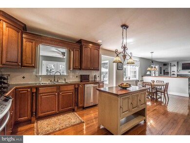 4279 Brayson Ln, Doylestown, PA 18902 - photo 5