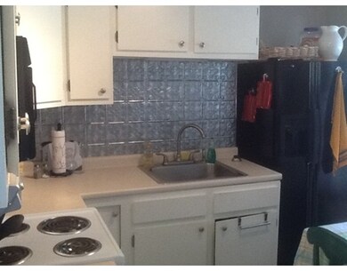 4 Greenleaf St, Newburyport, MA 01950 - photo 2