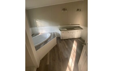 387 SE Leroy Ct, Lake City, FL 32025 - photo 4