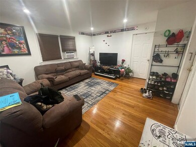 445 Cliff St, Fairview, NJ 07022 - photo 4