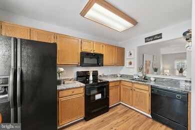 13924 Gunners Place, Centreville, VA 20121 - photo 7