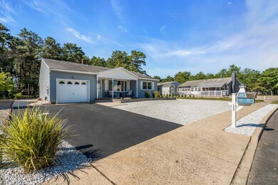 32 Castleton Dr, Toms River, NJ 08757 - photo 4