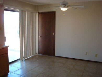 2709 Pecan Dr unit 2, Alamogordo, NM 88310 - photo 5