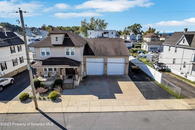 614 Throop St, Dunmore, PA 18512 - photo 4