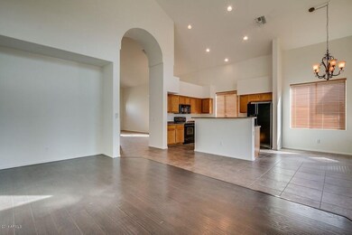 Family room/Kitchen