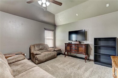 19716 Meadow Bend Ave, Edmond, OK 73012 - photo 6