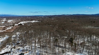 000 Orchard Dr, Wallkill, NY 12589 - photo 3