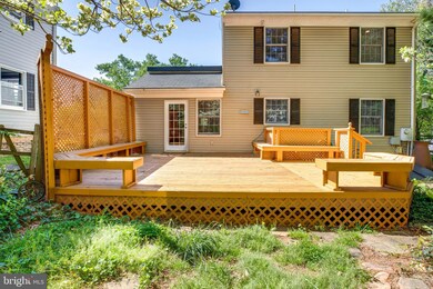 5823 Silchester St, Burke, VA 22015 - photo 5