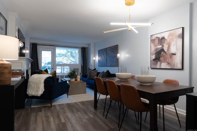 Fountain Terrace at Strawberry Hill unit 129, Stamford, CT 06902 - photo 2