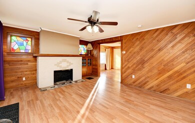 Living Room (2)