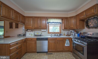 626 Franklin Mills Rd, Warfordsburg, PA 17267 - photo 4