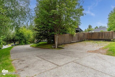 49-Driveway_ELI03216-Edit