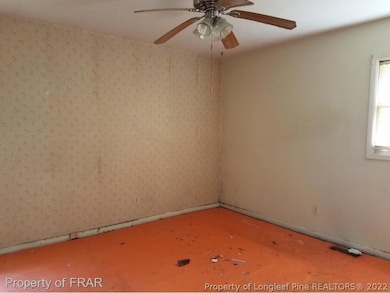 658 Stoneykirk Dr, Fayetteville, NC 28314 - photo 2