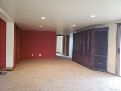 16145 Agate St SE, Yelm, WA 98597 - photo 5