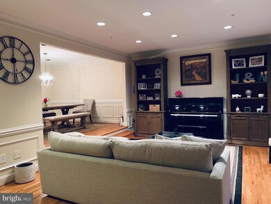 8311 Turnberry Ct, Potomac, MD 20854 - photo 5