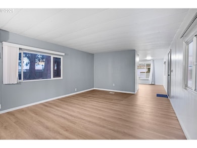 4900 Royal Ave unit 56, Eugene, OR 97402 - photo 4