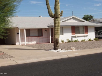 10136 W DESERT HILLS DR FRONT OF HOME E