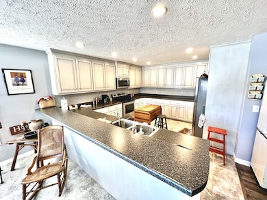 1821 Hills Chapel Rd, Manchester, TN 37355 - photo 5