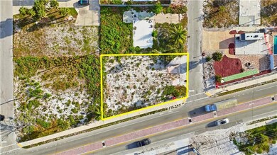 101 Hibiscus Dr, Fort Myers Beach, FL 33931 - photo 4