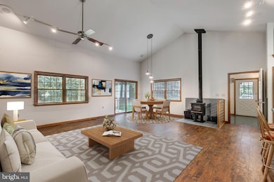 1281 Guadelupe Dr, Westminster, MD 21157 - photo 3