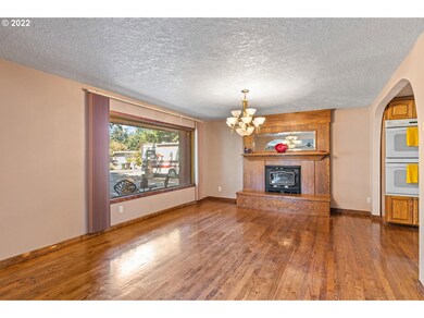 922 N Maple Ln, Canby, OR 97013 - photo 6