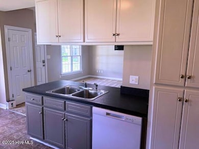 3212 Granite Ct SW, Wilson, NC 27893 - photo 3