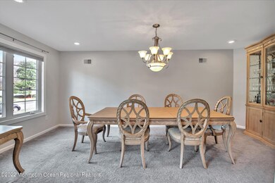 DINING ROOM (9)