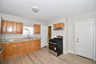 112 Bay St, Springfield, MA 01109 - photo 5