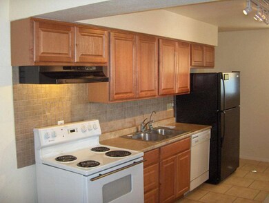 1337 S Delaware 006