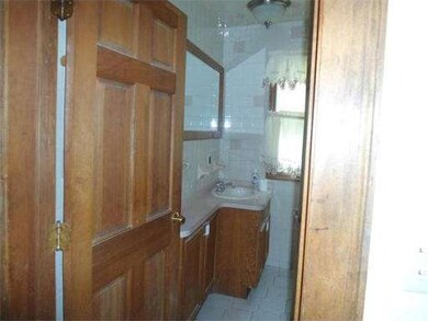 511 Pleasant St, Winthrop, MA 02152 - photo 5