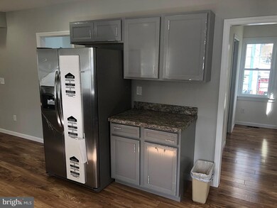 24 Hanover St, Pemberton, NJ 08068 - photo 3