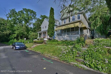 1054 N Webster Ave, Scranton, PA 18510 - photo 2