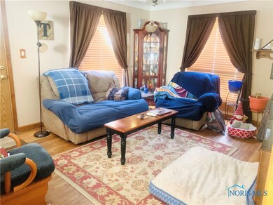 3552 Kershaw Ave, Toledo, OH 43613 - photo 3